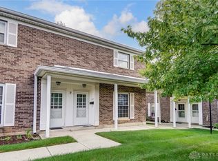 713 Clareridge Ln, Dayton, OH 45458