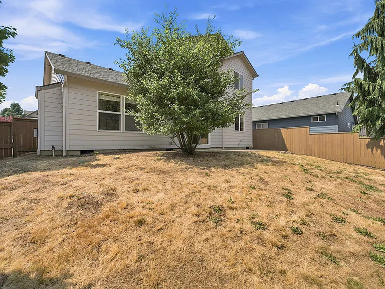3203 NE 171st Ave — Photo 35