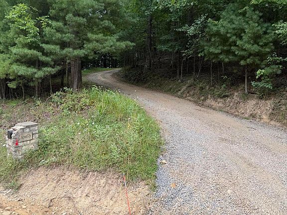 2nd image of 10180 Busenburg Rd