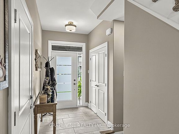 3rd image of 96 Porter St