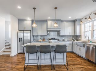 1010 E 33rd St, Kansas City, MO 64109