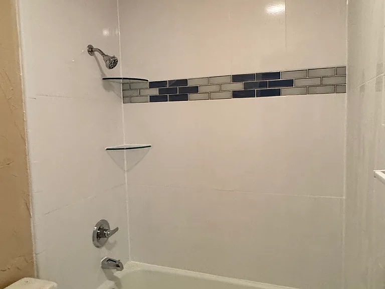 318 Candlewood Pl — Photo 2
