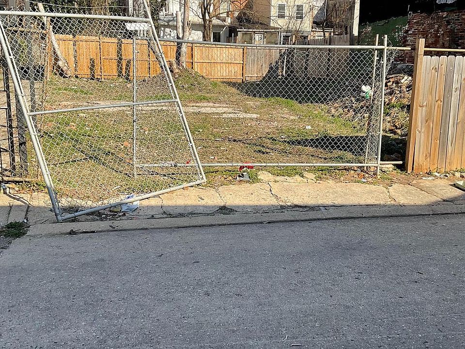 2nd image of 39 S Stockton St