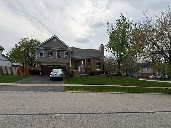 2nd image of 2101 Camden Ln