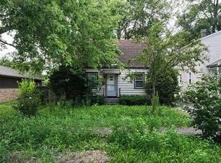 28 W 35th Pl, Steger, IL 60475