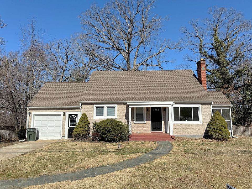 1st image of 153 Beechwood Dr
