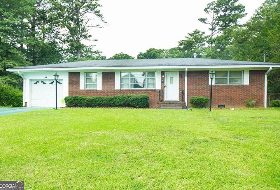 1st image of 6811 Mayo Dr