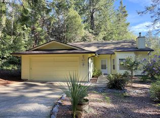 1475 Seacrest Ln, Brookings, OR 97415