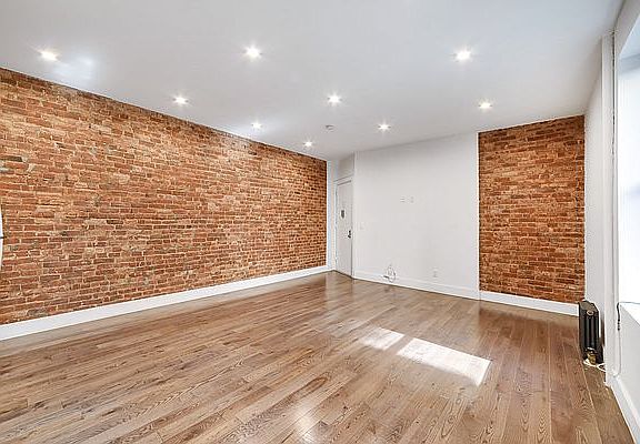 2nd image of 285 Saint Nicholas Ave APT 42