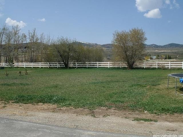 2nd image of 615 S Cedar Drive #B.cup M14