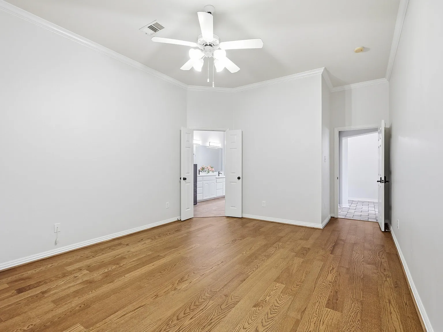 2917 Waterford Dr — Photo 4