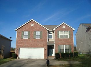 333 Golfview Ln, Springfield, TN 37172
