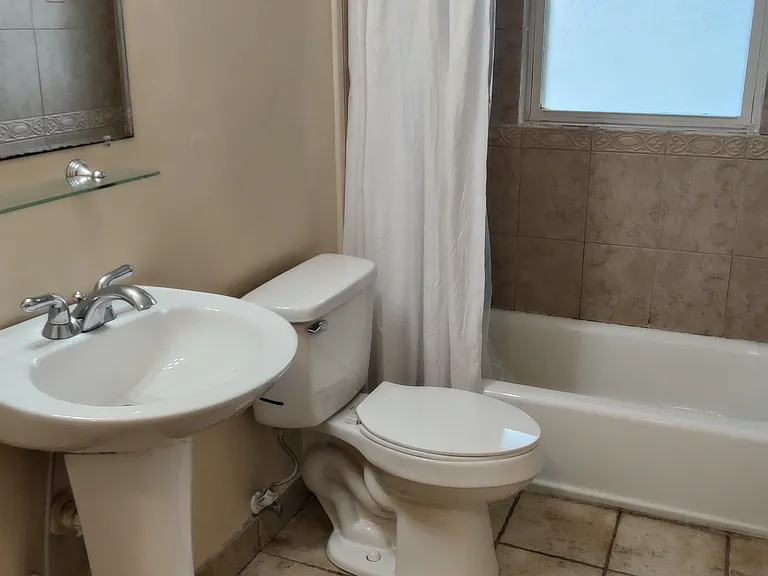 401 N Barcelona St #2 — Photo 6