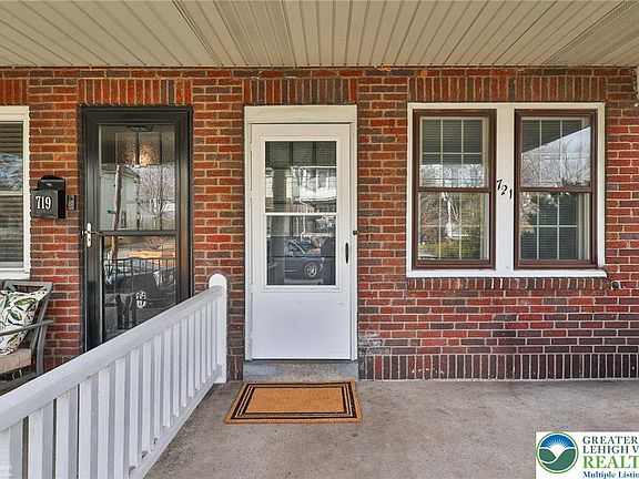 3rd image of 721 Spring St