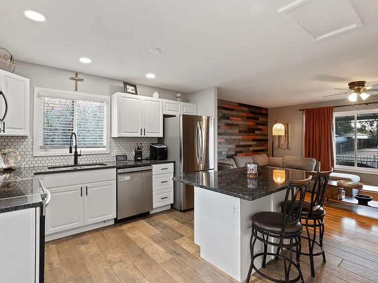 1315 Pando Ave — Photo 5