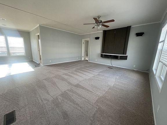 2nd image of 3300 Killingsworth Ln #957