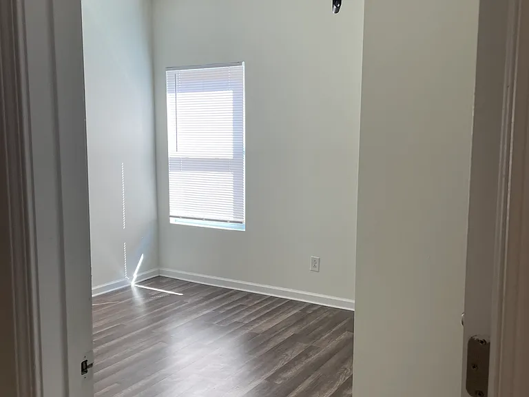2024 Blue Iris Dr — Photo 10