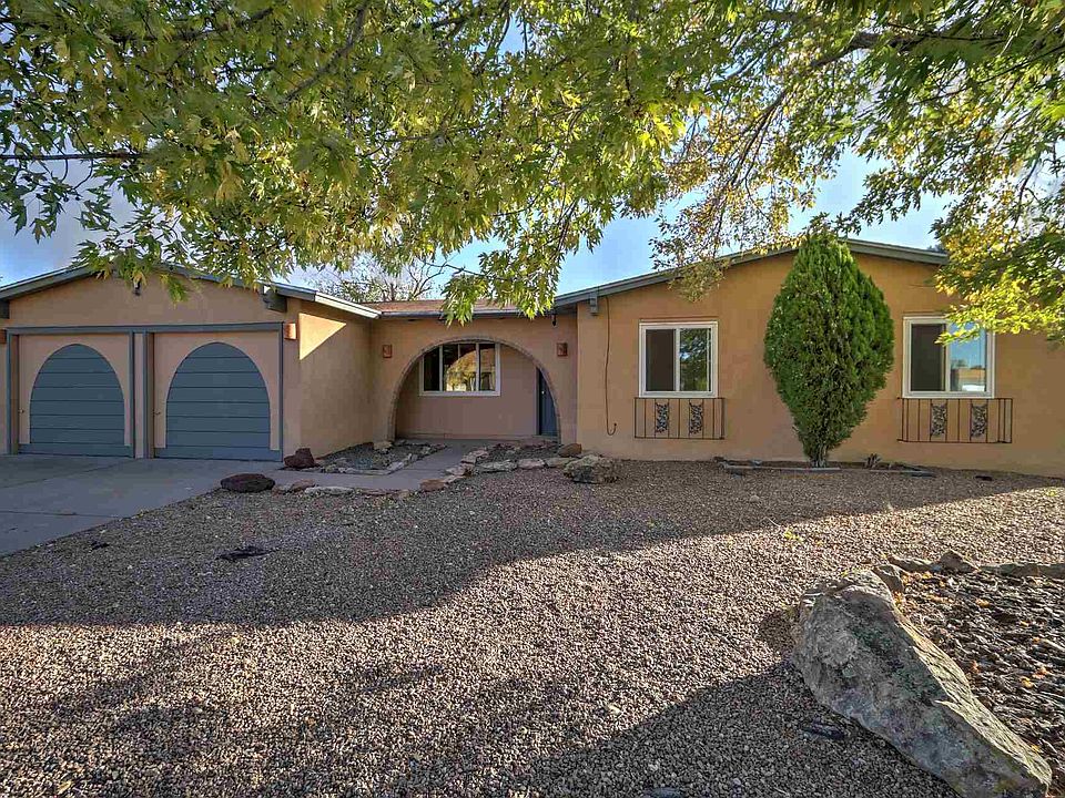 1st image of 3032 Calle Princesa Juana