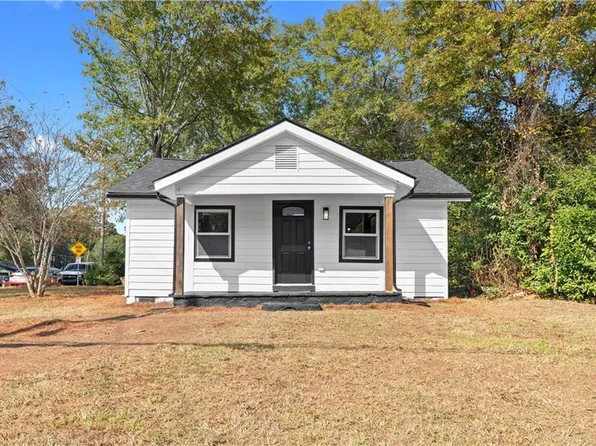 118 Perry St, Monroe, GA 30655