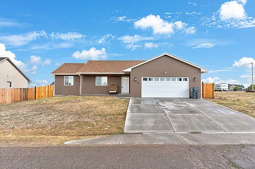 420 S Clarion Dr Photo 1