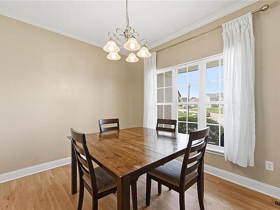 3rd image of 12229 Pine Valley Dr