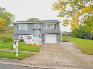 714 N Taylor Ave, Pierre, SD 57501