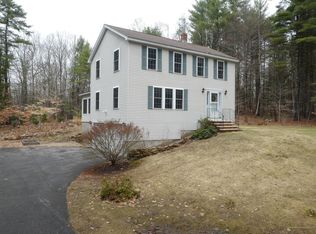 7 Chippendale Dr, Sanford, ME 04073
