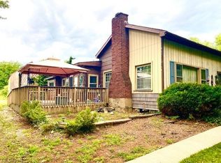 797 Furnace Rd, Conneaut, OH 44030