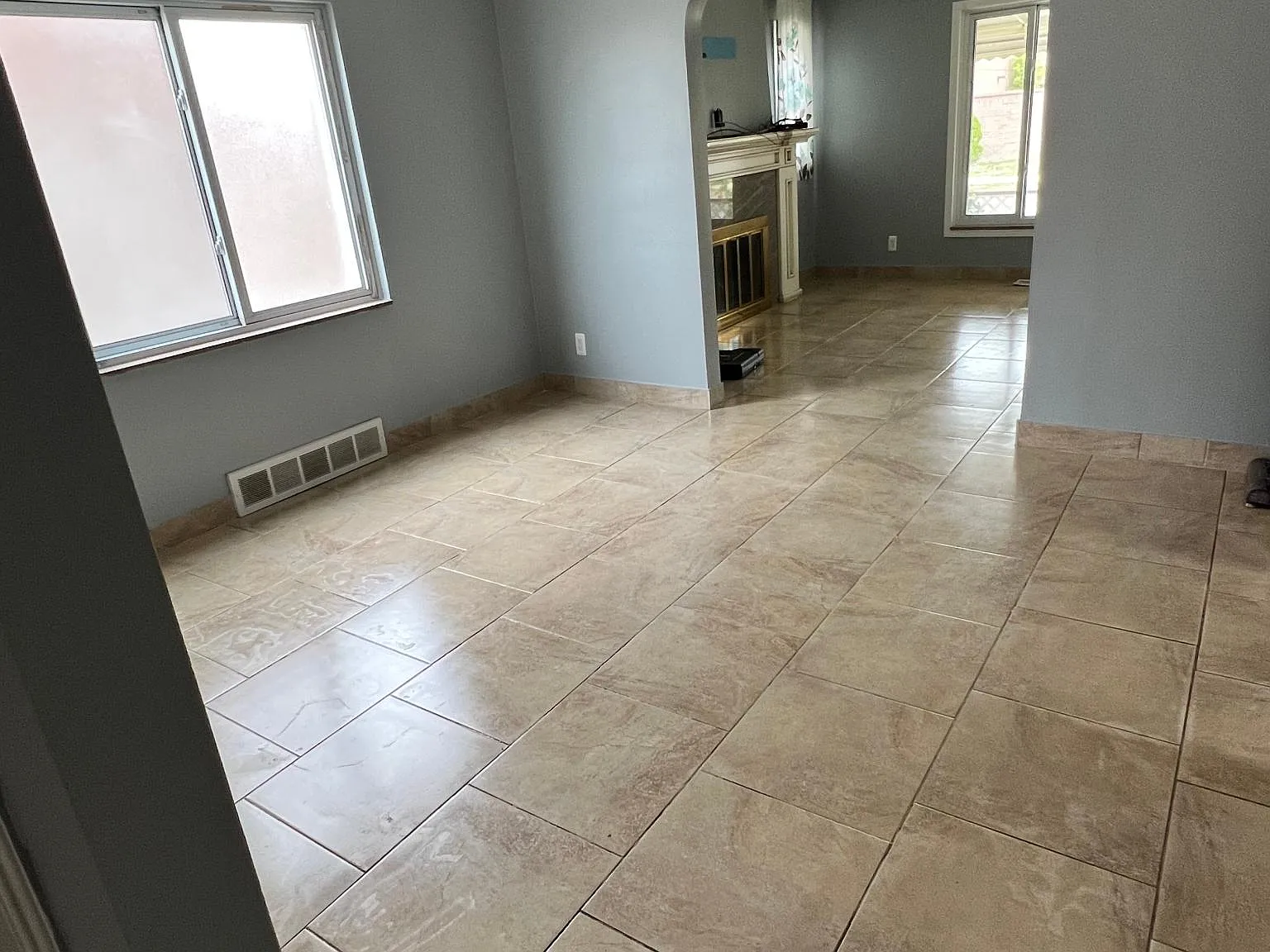 2 bed, 1630 sqft, $1,200 — Photo 4