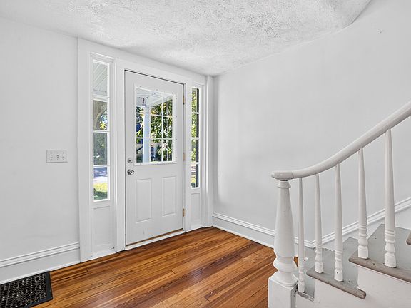 4th image of 620 W Mansion St