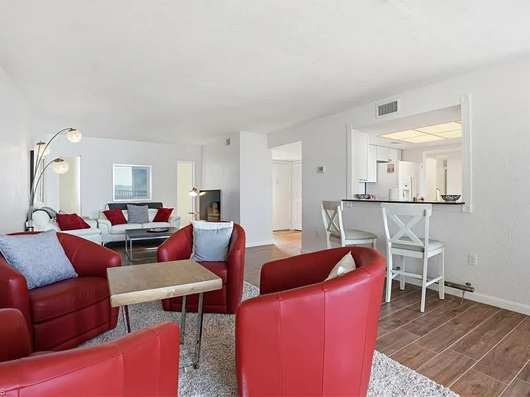 10475 Gulf Shore Dr #132 — Photo 16