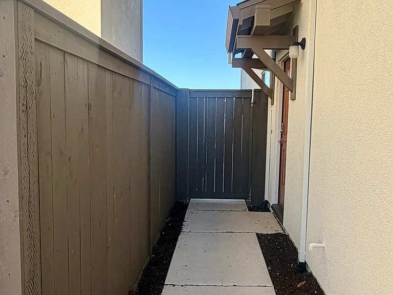 12616 Ironbow Way — Photo 3