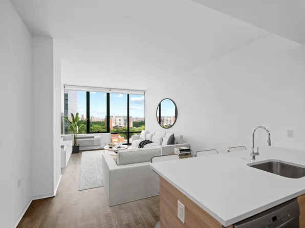 2030 Hudson Street image 89 of 284