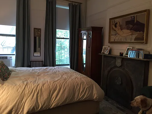 Rented by Moving Forward Real Estate NYC | media 22