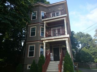 296 Savin Hill Ave #3, Dorchester, MA 02125