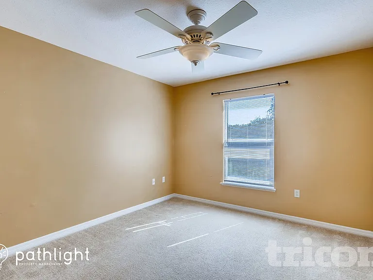 546 Granite Cir — Photo 12