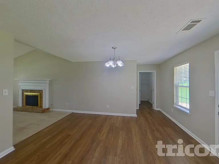 103 New Farm Dr — Photo 4