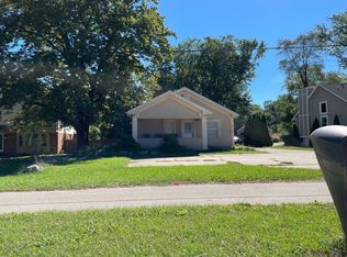 250 E Tienken Rd, Rochester Hills, MI 48306