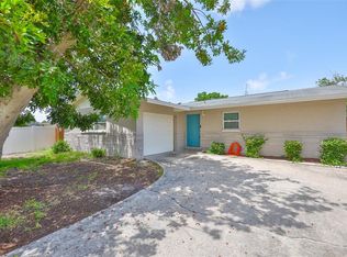 12372 113th St, Largo, FL 33778