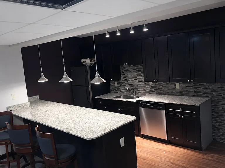 The Denn Apartments — Photo 27