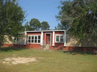 60 C E Johnson Rd, Perkinston, MS 39573