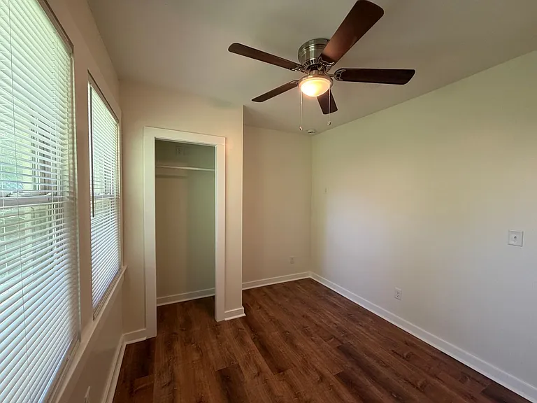 209 Dennis St — Photo 18