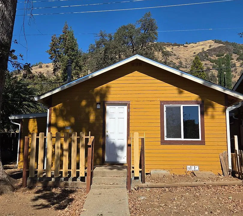 3714 E Highway 20 #3