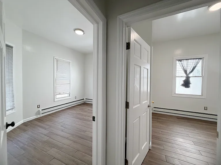 26 River Edge Rd #1W — Photo 6
