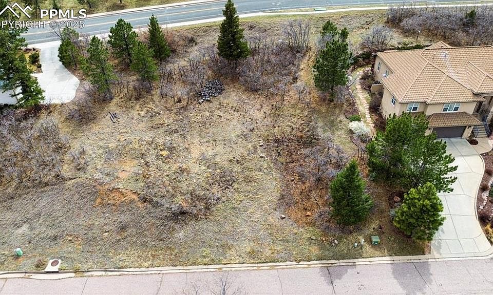 1st image of 2975 Cindercone Ln