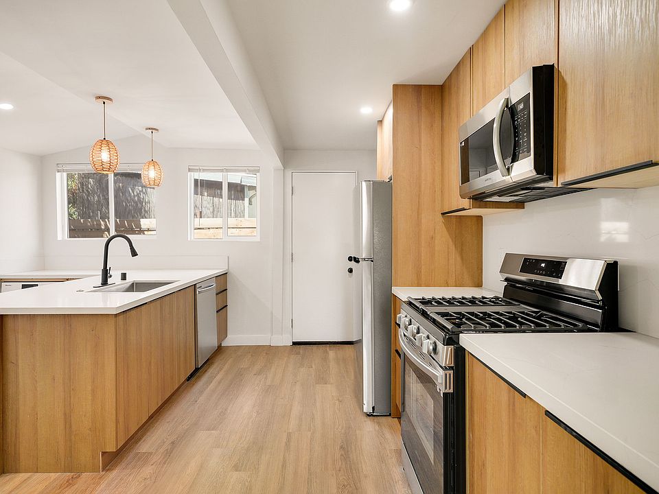 1st image of 2138 1/2 Santa Ynez St