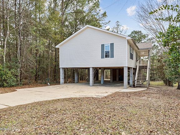 2nd image of 2517 Windward Dr