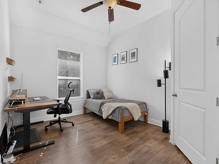 3904 Piana Pl — Photo 24