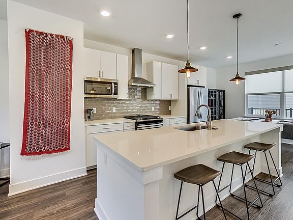 5th image of 1817 N New Jersey St #1