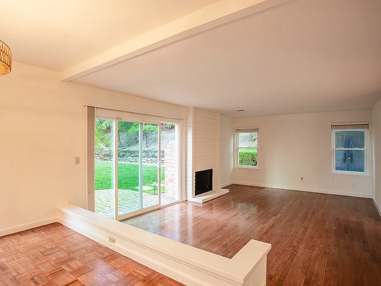 382 Bolero Dr — Photo 8